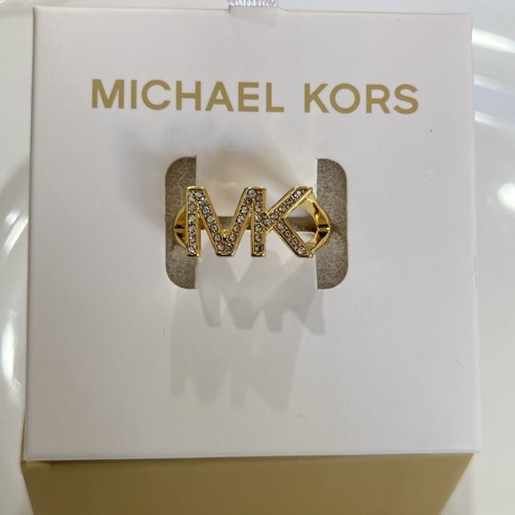 Michael Kors MK Ring - Picture 3 of 5